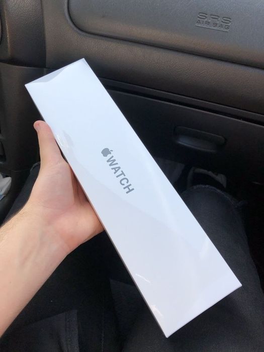 Продам Apple Watch 10