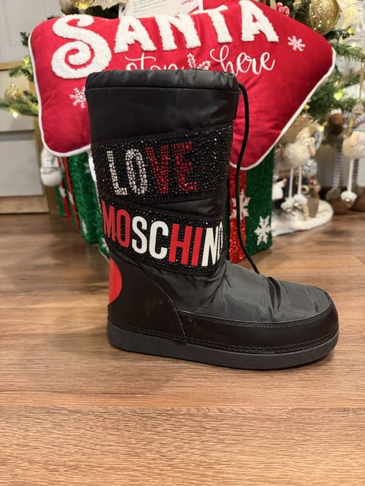 Апрески Love Moschino