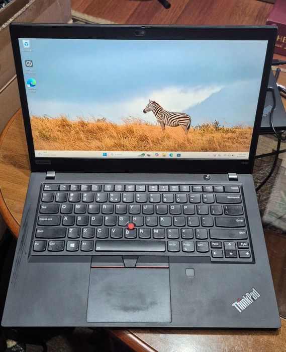 Laptop Lenovo ThinkPad T490, i5-8265U, 8GB RAM, SSD 256GB, Windows 11 Pro