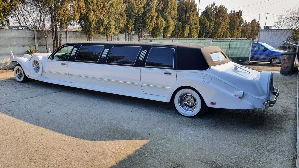 Limuzina si auto epoca EXCALIBUR pentru diferite evenimente