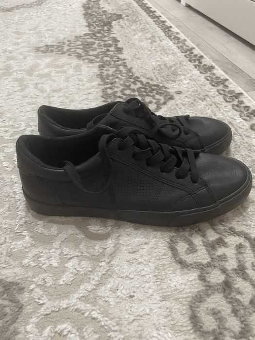 Кеды новые продам