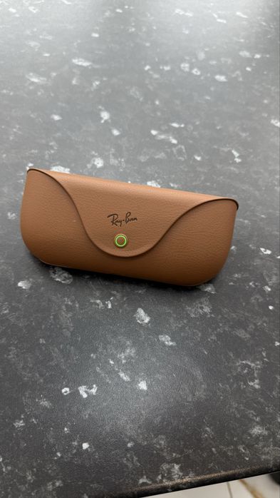 Ray-Ban Meta glasses wayfarer 1 Gen с Кейс за зареждане