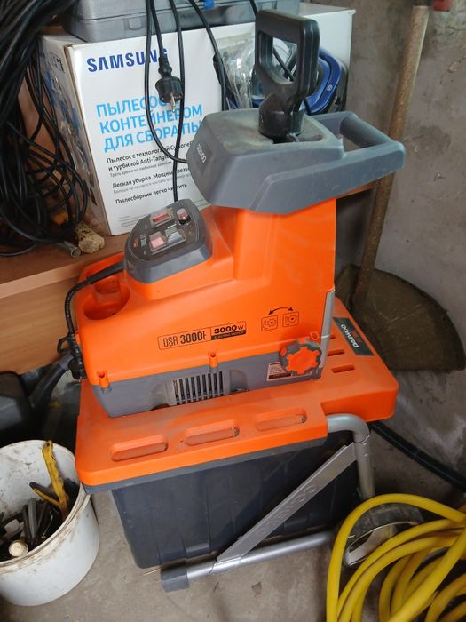 Измелчител веток  160 000 тг.