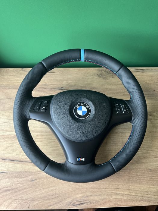 Волан  BMW  M  E90 E91 E92 E93 E87