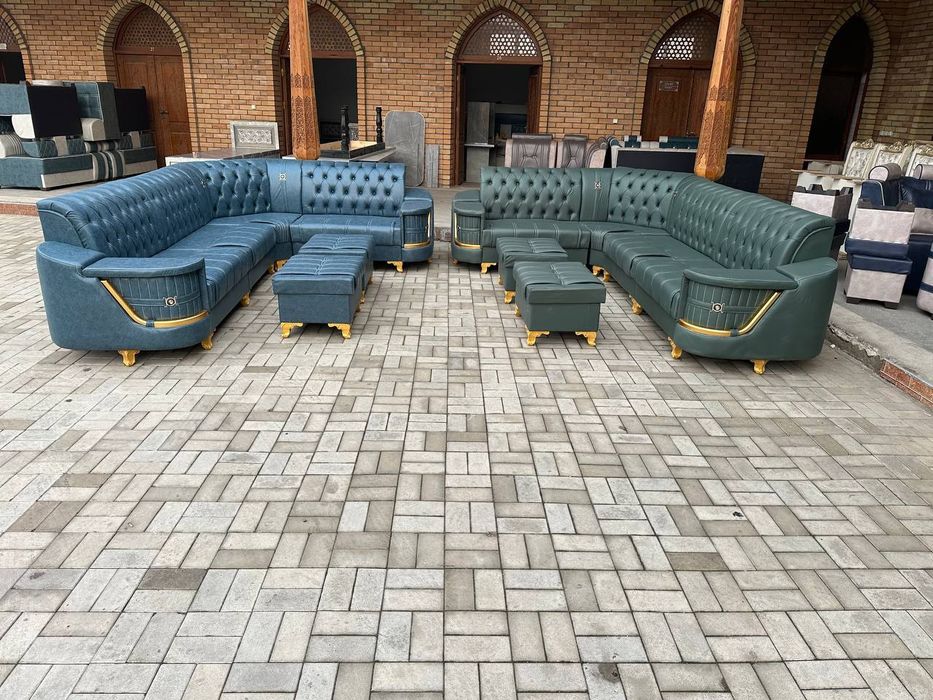 Мягкий диван, угалок , Мебел