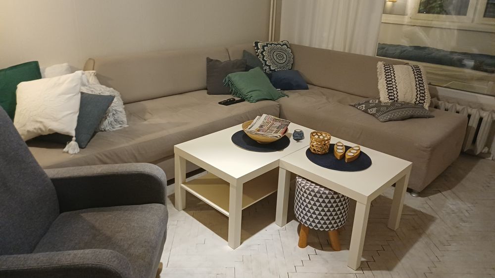 Геобразен диван десен