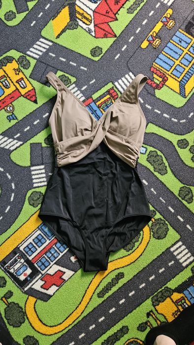 Costum intre baie dama marimea 38 Bonprix