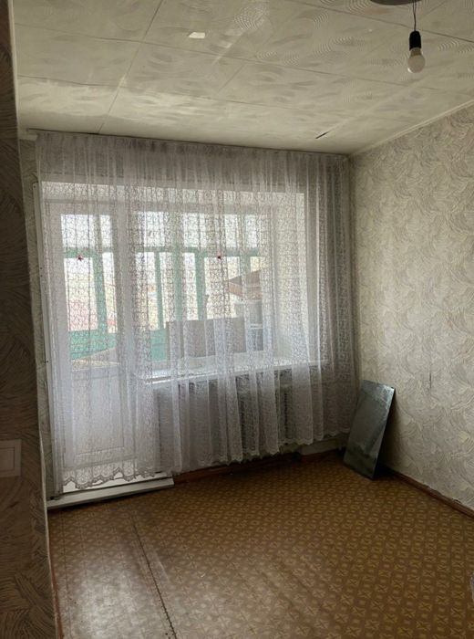 Продам 1 ком Колхозный рынок