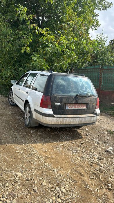 Vindem piese rezultate din dezmembrarea unui Volkswagen Golf 4