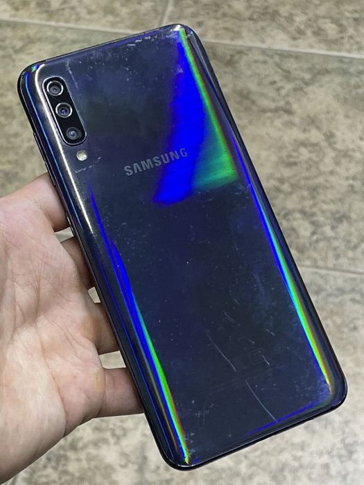 Продам самсунг А50