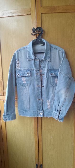 Джинсовая куртка.