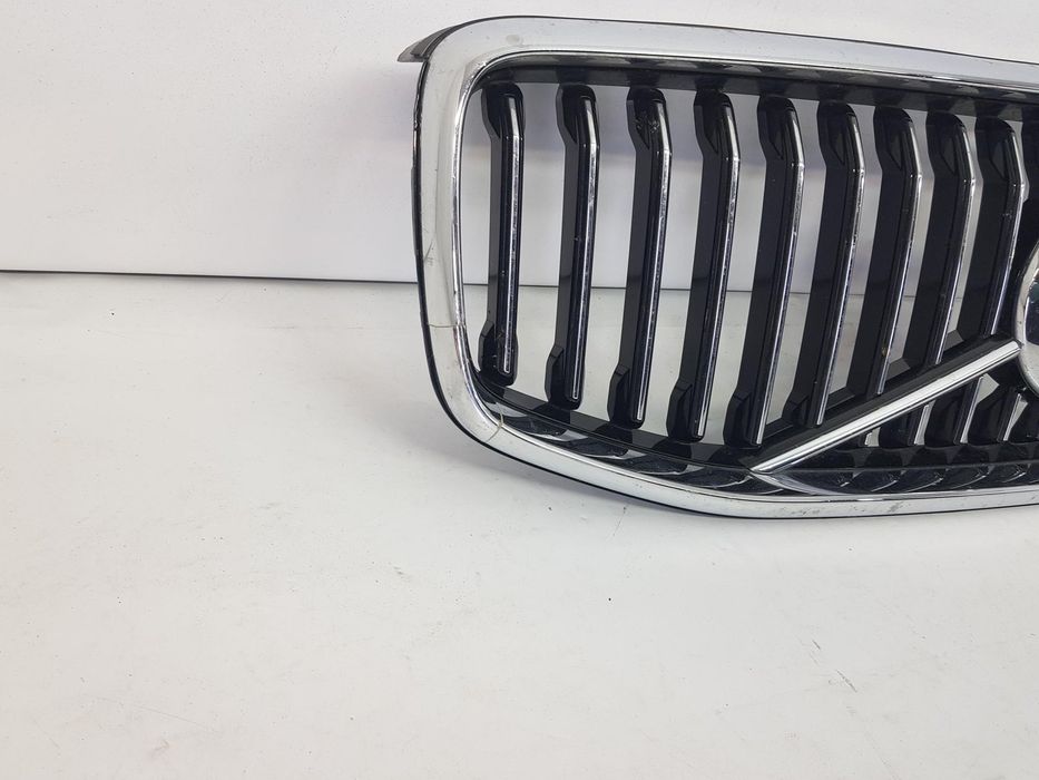Grila radiator Volvo XC60 dupa 2018