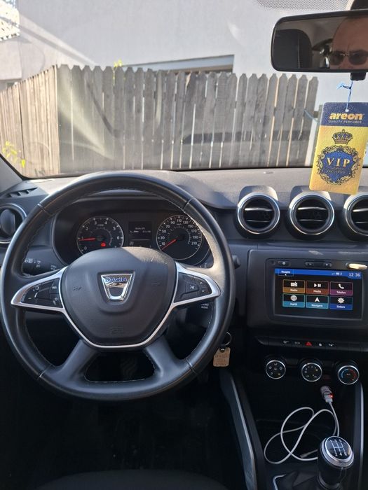 Vând Dacia duster gpl