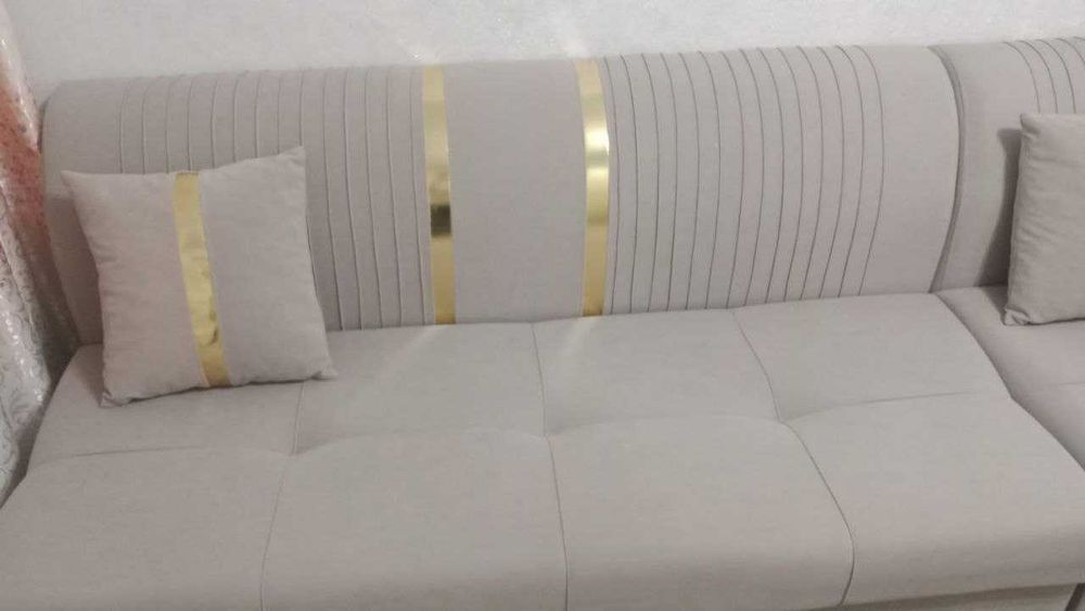 Продается диван новый