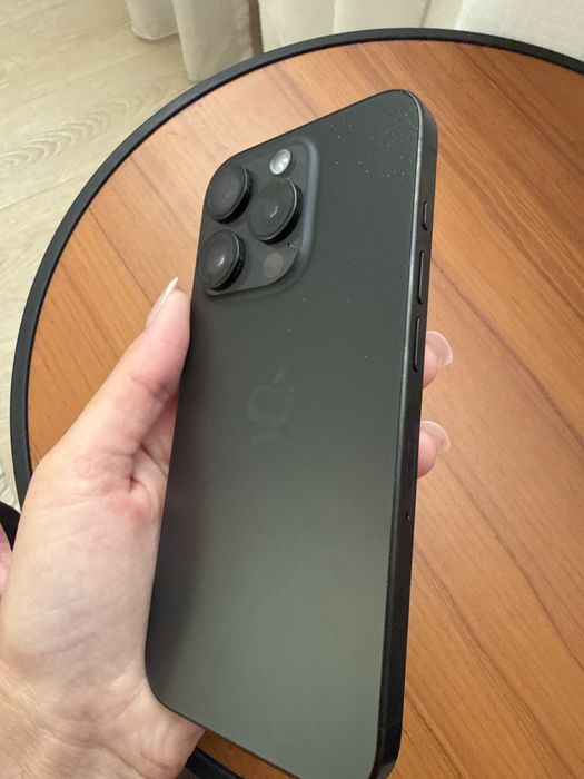 Iphone 15 pro 256gb продам
