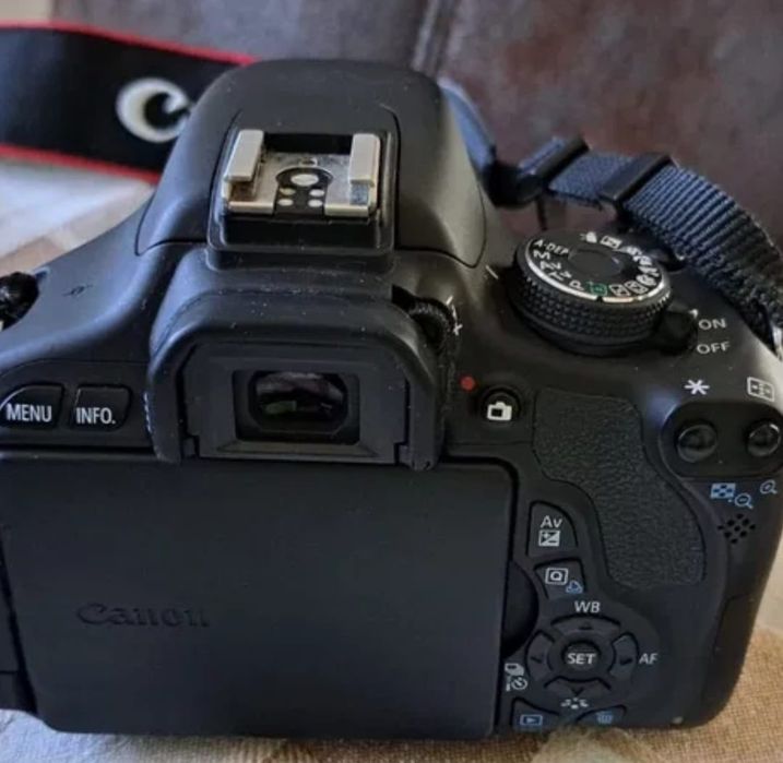 CANON EOS 600D+3 Obiective