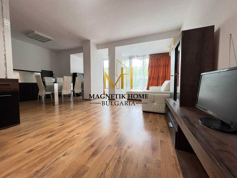 Дава се под наем Двустаен апартамент в Бургас, Център - 55 кв.м за 357 € - Снимка #3