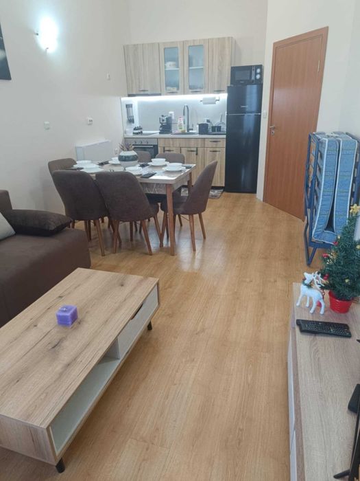 Дава се под наем Двустаен апартамент в к.к. Пампорово - 50 кв.м за 71.4 € - Снимка #1