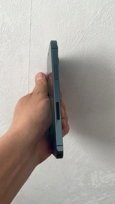 Продам Iphone 12 Pro