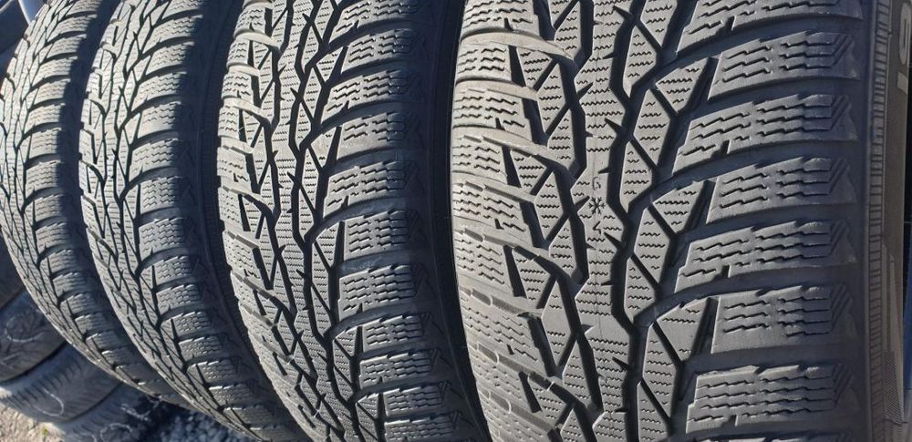 305 40 20, 275 45 20, 275 35 20, 255 40 20, 285 40 20