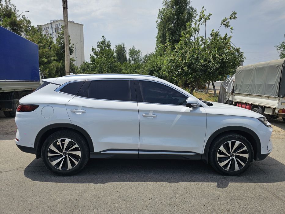Byd Champion sotiladi arzon narxda
