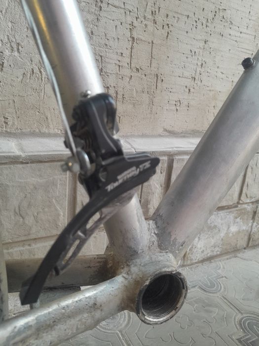 Продам велосипед кастом