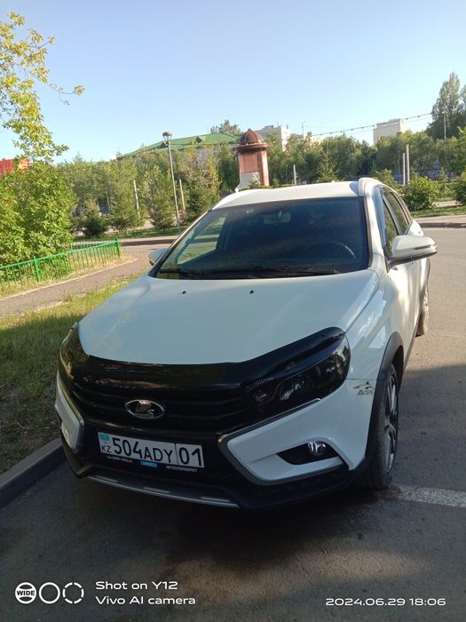 Лада Веста кросс