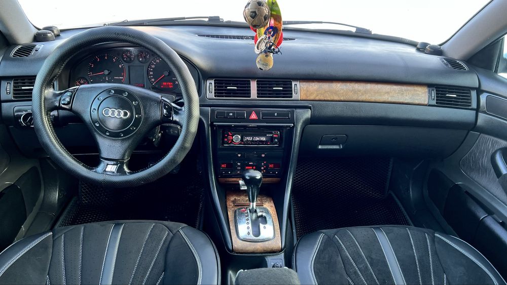 Продам Живую Audi a6 c5 автомат сел поехал