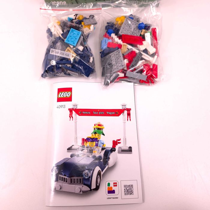 Vând LEGO Icons Vintage Parade Car (40913)[243 Piese] Set Complet, Cutie + Instrucțiuni
