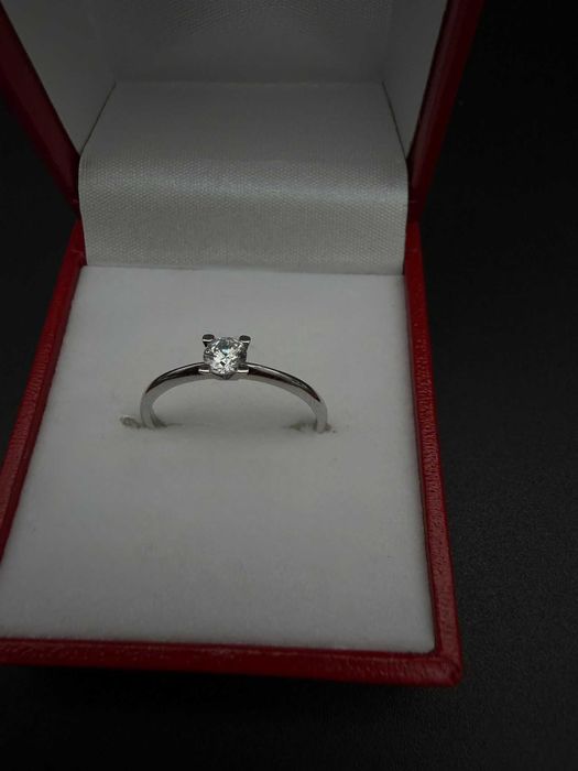 Dracula Amanet: Inel de logodna Splend'or din Aur Alb, 1,44Gr/14K