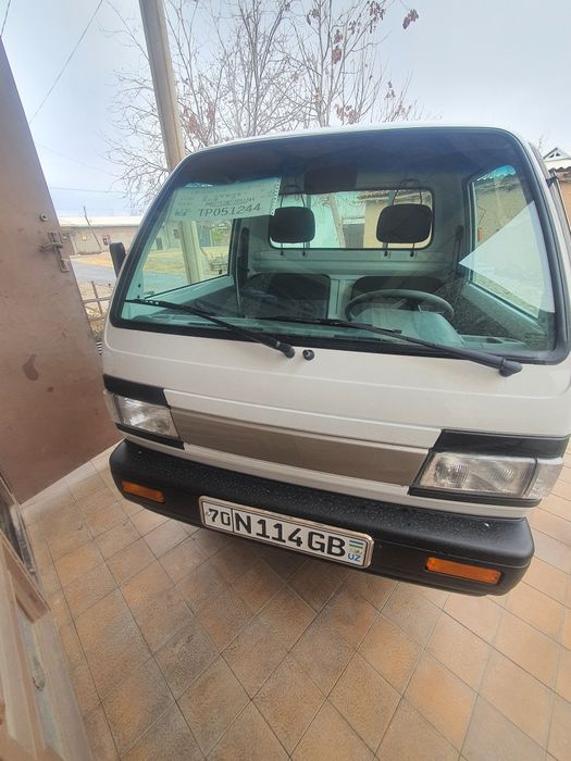 Xizmat  narxi uzoq yaqinga qarab