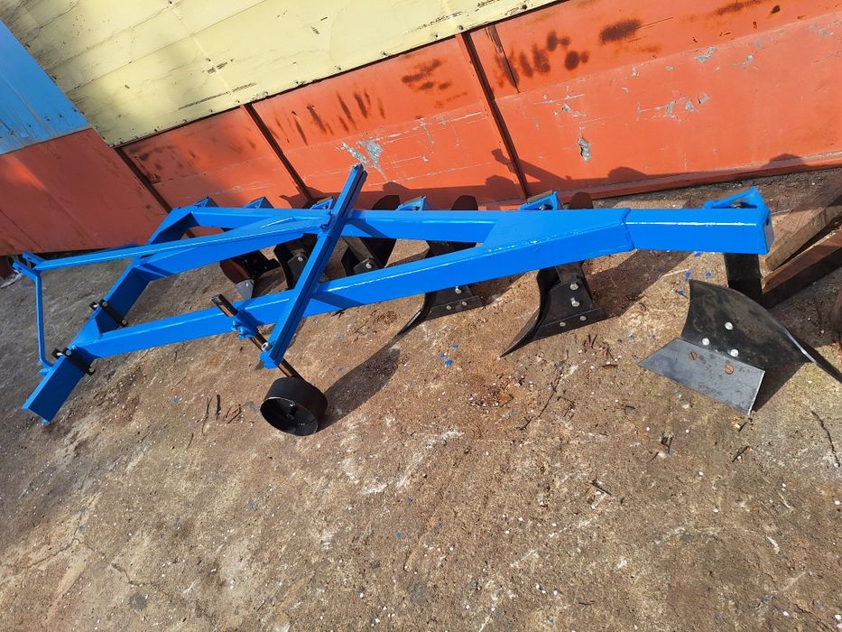 Продавам плугове