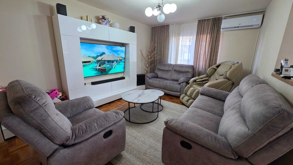 Vand apartament 3 CAMERE 100 MP ,Cartier Marasti