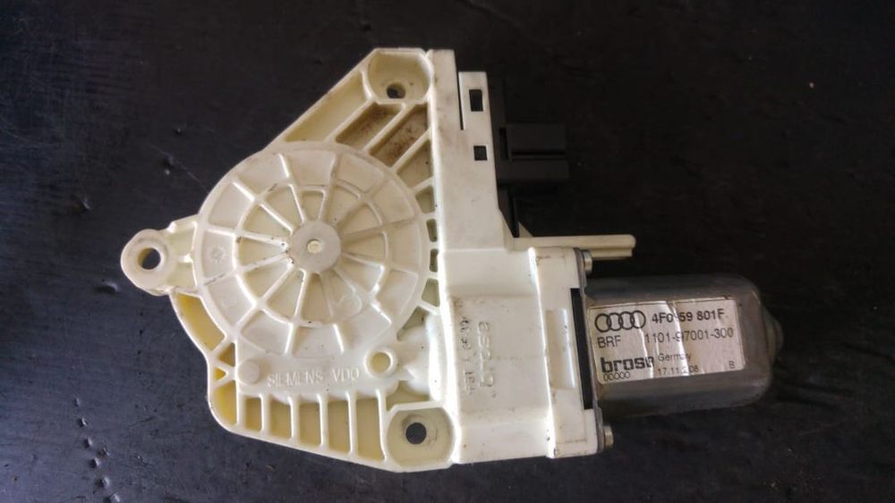 Motoras macara usa stanga spate audi a6 4f c6 break 4f0959801f