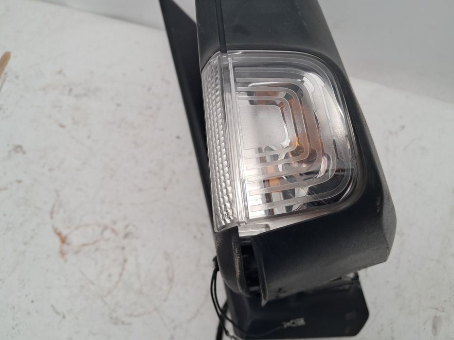 Огледало Mercedes Sprinter W910