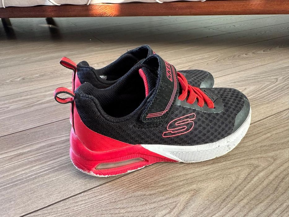 Детские  кроссовки Skechers
