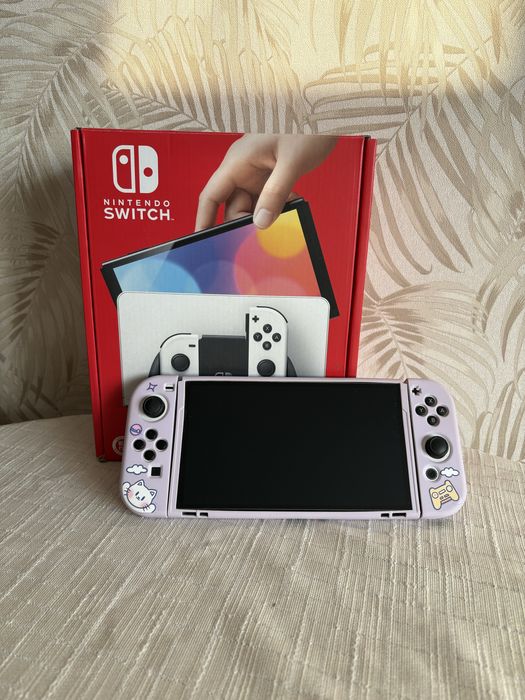 Продам Nintendo Switch Oled