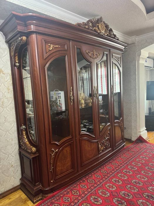 mebel zal spalni sotiladi