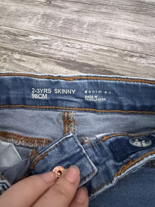 Дънки 98 2-3 години