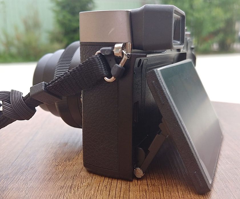 Panasonic Lumix DC-GX9 camera foto shutter count 3750 producție decembrie 2022 cumpărată la finele lui 2023