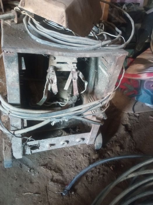 Сварка аппарат сотилади