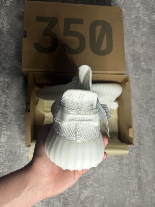 Adidas Yeezy Boost 350