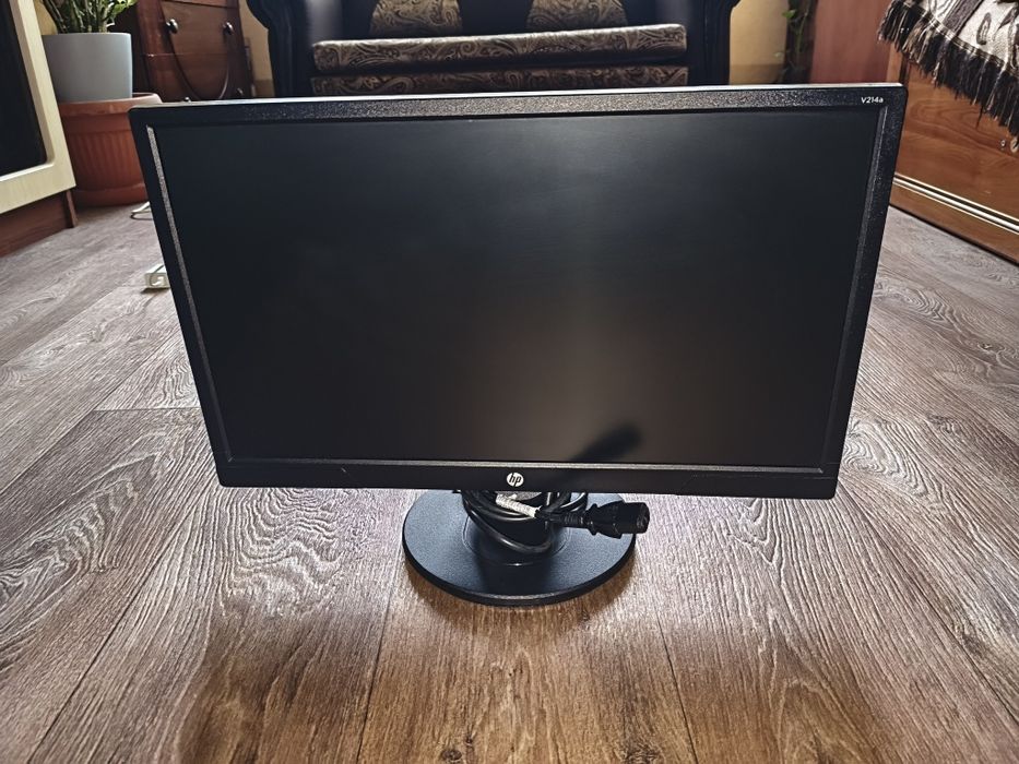 Продам монитор HP V214A 20.7-дюймов,б/у в отличном состоянии,HDMI,VGA