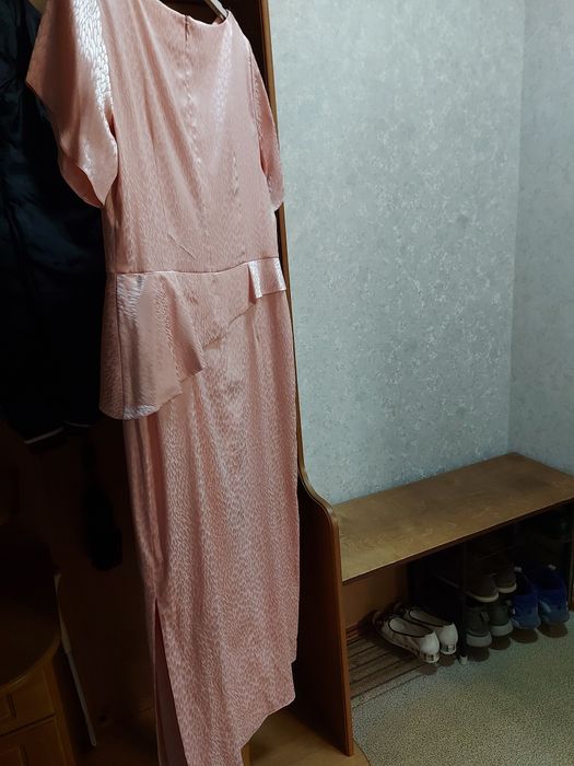 Продам красивое платье