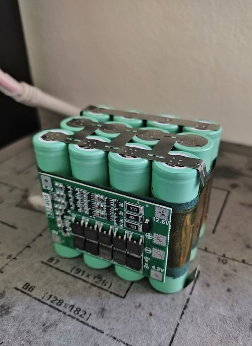 Acumulator Li-ion 12 v 15000 mAh Navomodel