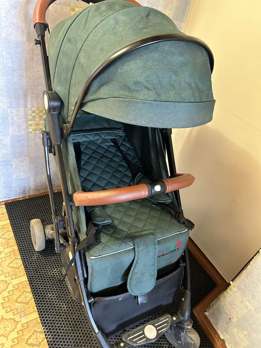 Продам коляску прогулочную