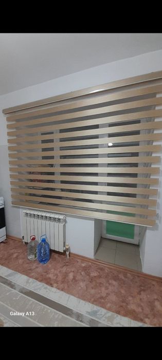 Жалюзи 2 штук. 230×180. 2 ×150