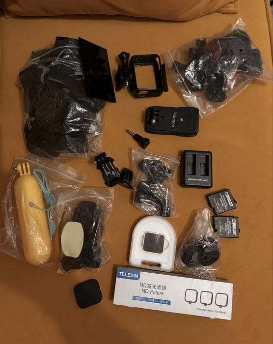 Go Pro hero 6 + multe accesorii