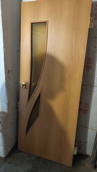 Продам двери б/у