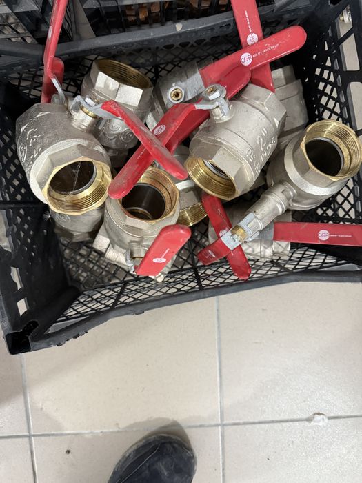 Vand robineti 2 toli ,si 1 tol jumate